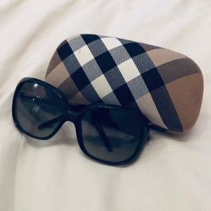 Burberry sunglasses